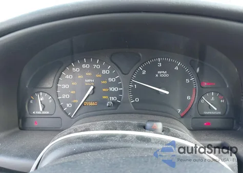 2001 Saturn Sl1 из США, поврежденный, VIN 1G8ZH52861Z342138